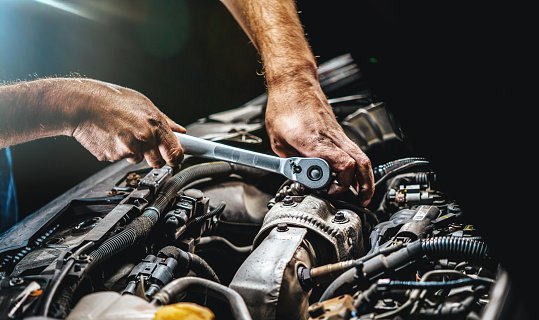 Why Choose Car Mechanic Adelaide for Repair and Maintenance of Your Car in Adelaide