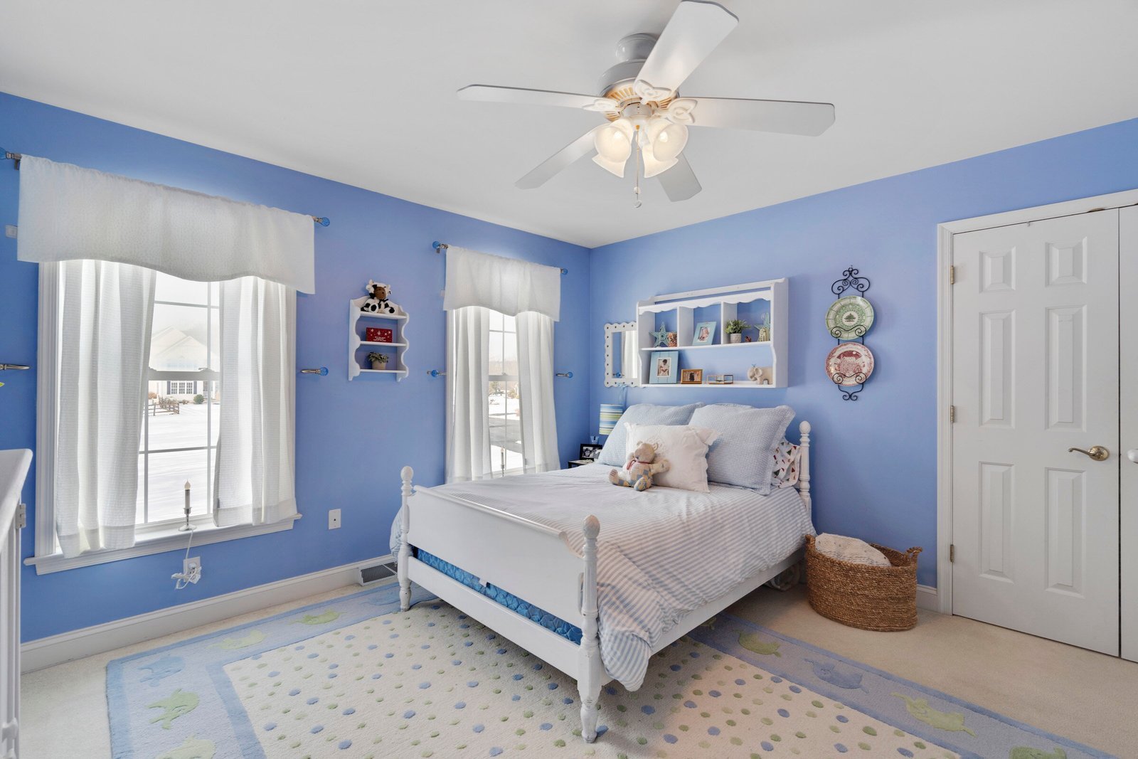 How Much Should It Cost To Furnish A Bedroom