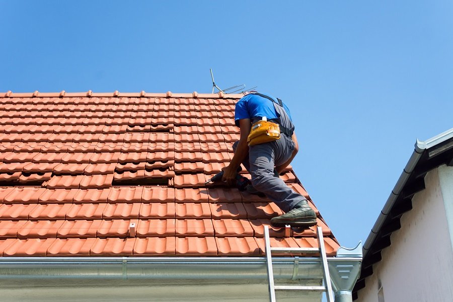 What Is The Best Month To Replace A Roof