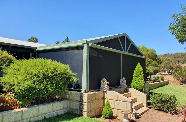 How to Clean and Maintain your Outdoor Blinds?