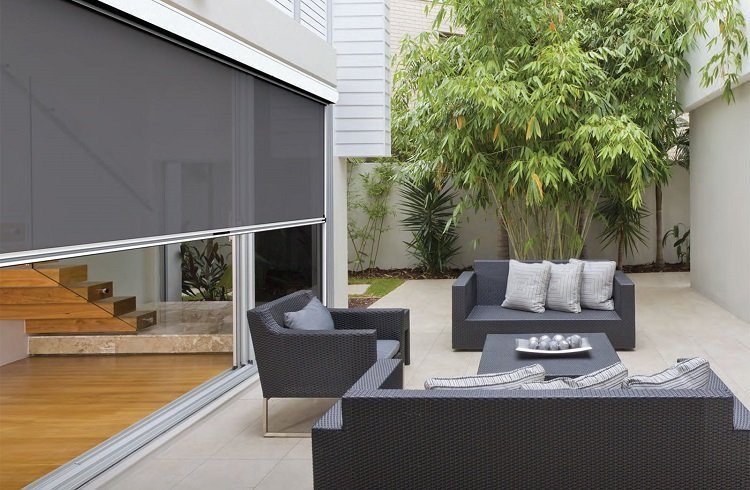 What You Need to Know About Outdoor Blinds
