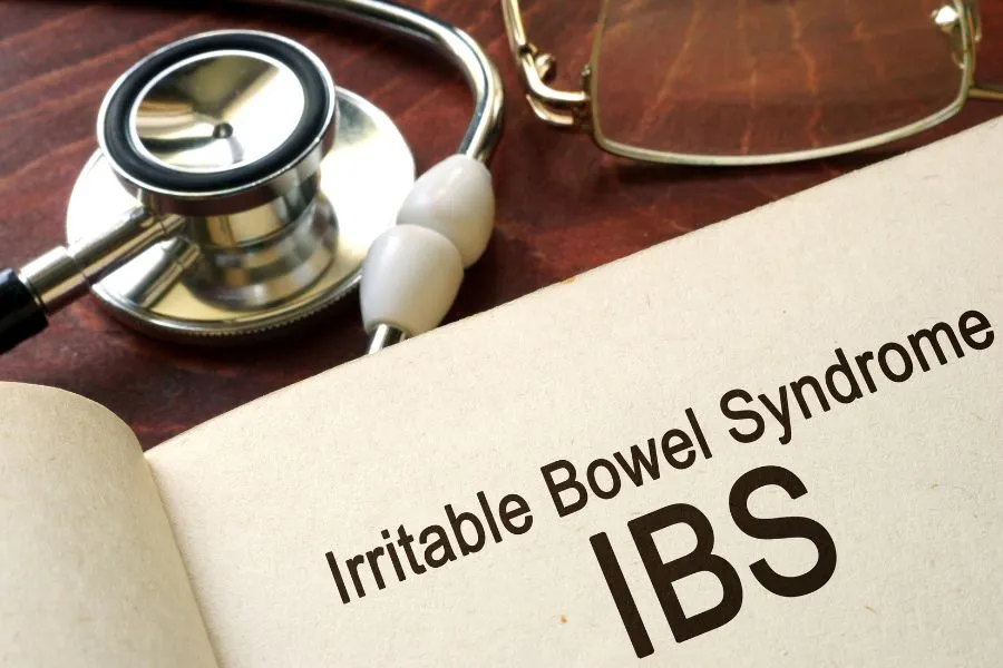 Ultimate Guide to Treating IBS Naturally – A Naturopathic Perspective